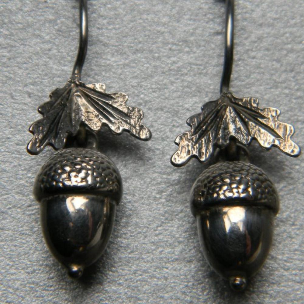 Acorn victorian earrings set in silver DB Gems